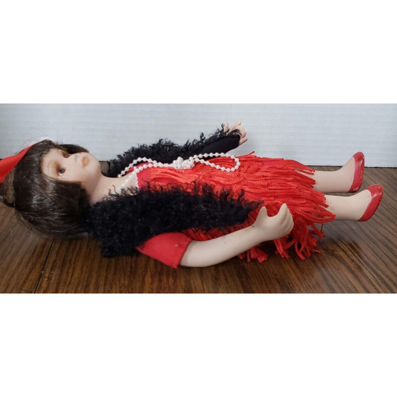 Dark Haired Girl in Red Flapper Dress and Pearls 12 Inch Porcelain Doll - Picture 4 of 7